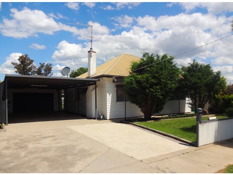 19 Hamilton Crescent, Wangaratta VIC 3677