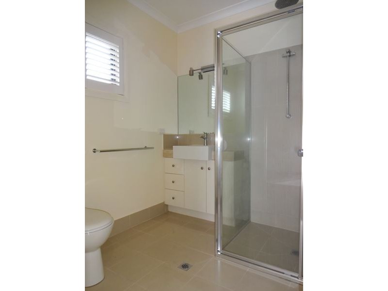 4 Kingfisher Drive, Wangaratta VIC 3677