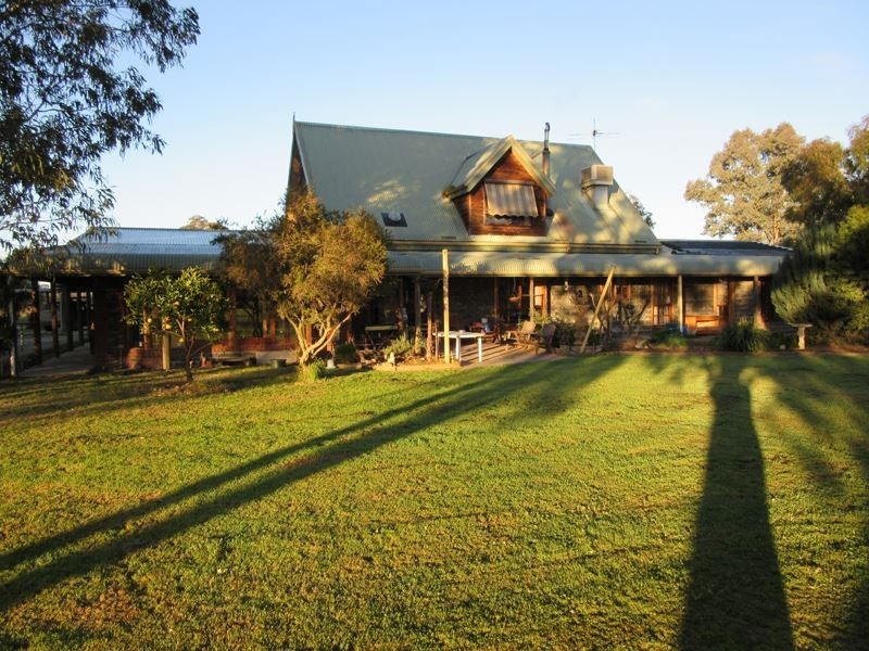 East Wangaratta VIC 3678