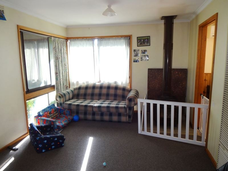 6 Milne Avenue, Wangaratta VIC 3677