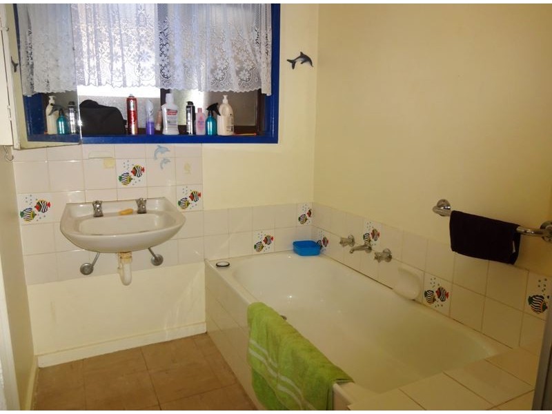 6 Milne Avenue, Wangaratta VIC 3677