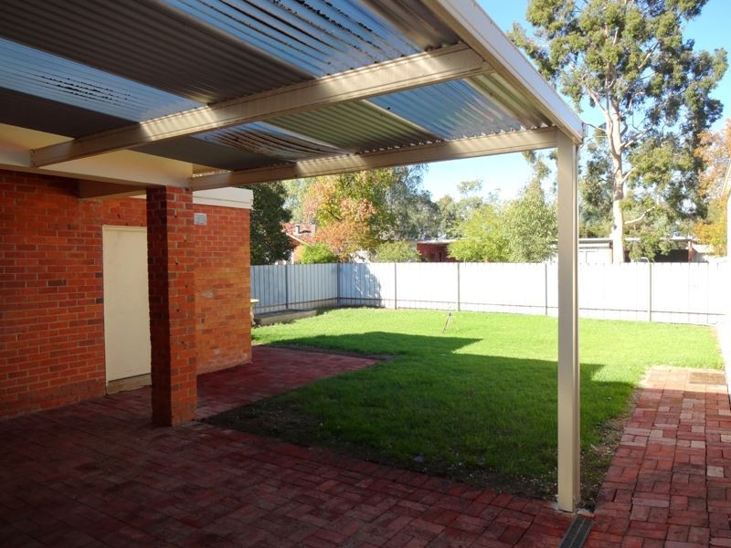 11 Sisely Avenue, Wangaratta VIC 3677