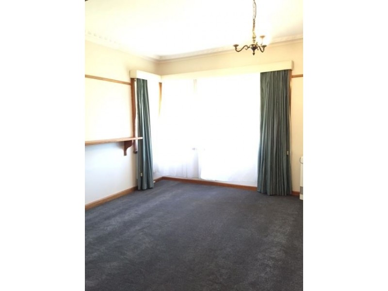 25 Younger Street, Wangaratta VIC 3677