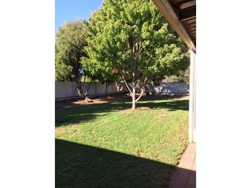 25 Younger Street, Wangaratta VIC 3677