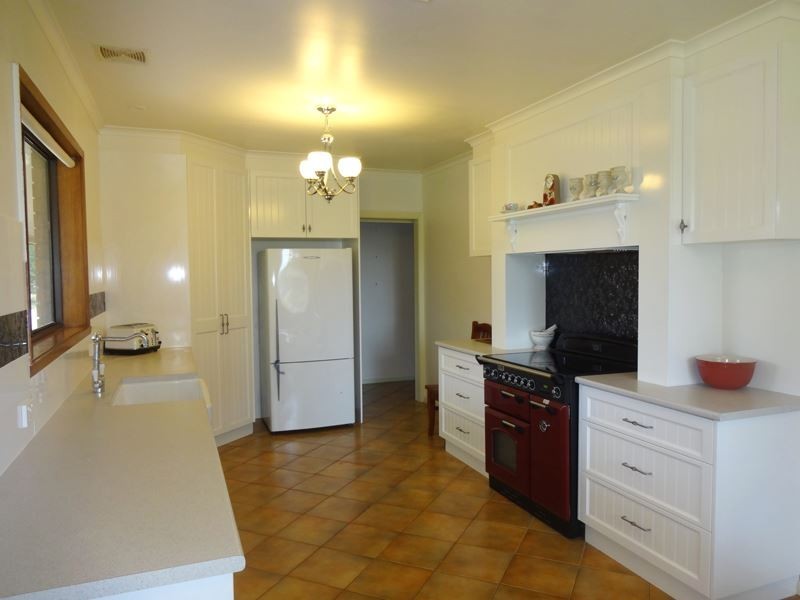 206 Church Lane, Milawa VIC 3678