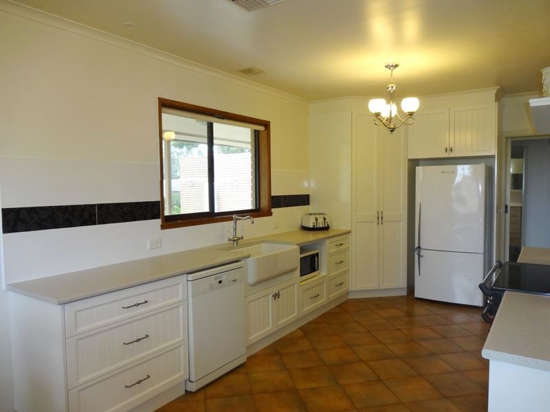 206 Church Lane, Milawa VIC 3678