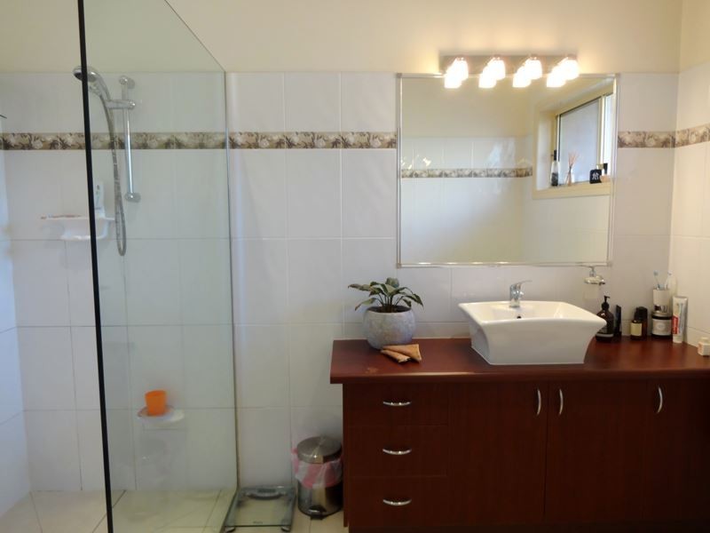 11 Spurwing Place, Wangaratta VIC 3677