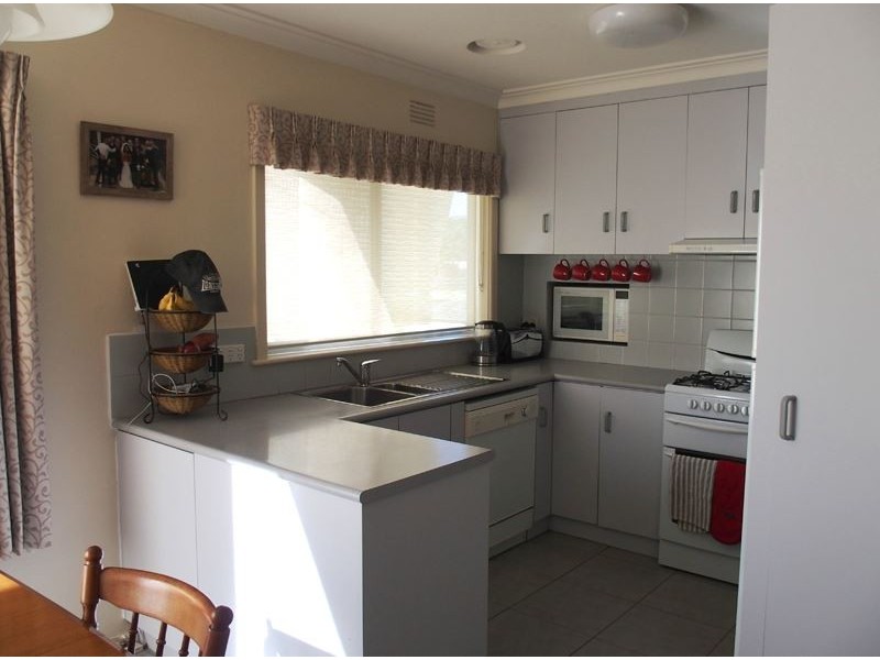 11 Milford Grove, Wangaratta VIC 3677