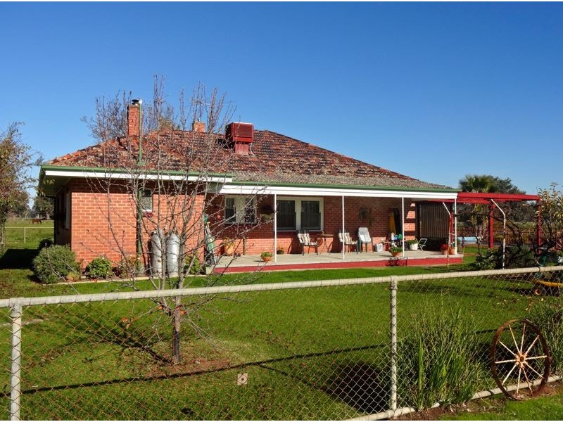 743 Snow Road, Laceby VIC 3678