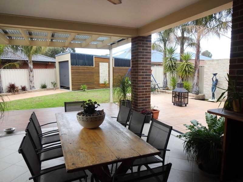 8 Gunn Court, Wangaratta VIC 3677