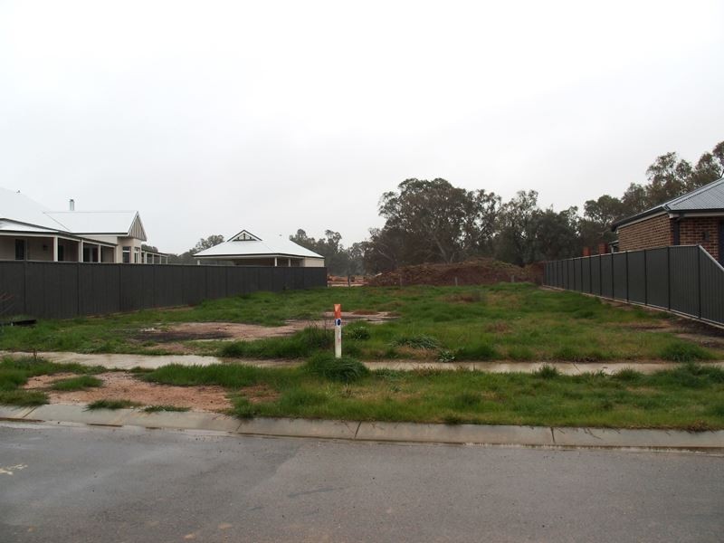 6 Maple Circuit, Wangaratta VIC 3677