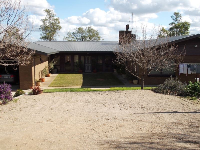 114 Booth Road, Taminick VIC 3675