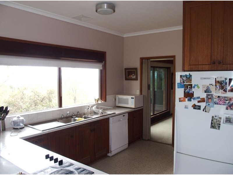 114 Booth Road, Taminick VIC 3675