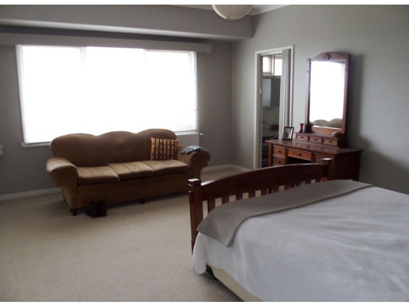 114 Booth Road, Taminick VIC 3675