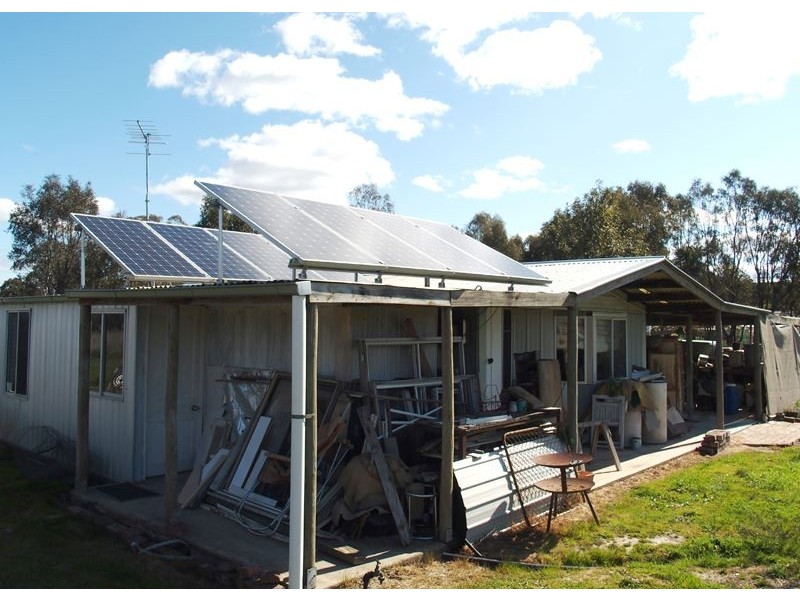 8 Chisholm Street, Greta West VIC 3675