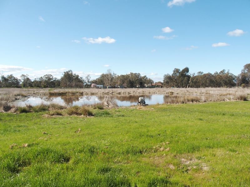 8 Chisholm Street, Greta West VIC 3675