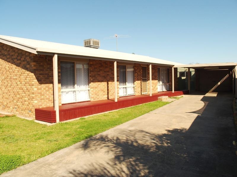 2 Thomas Wedge Drive, Wangaratta VIC 3677