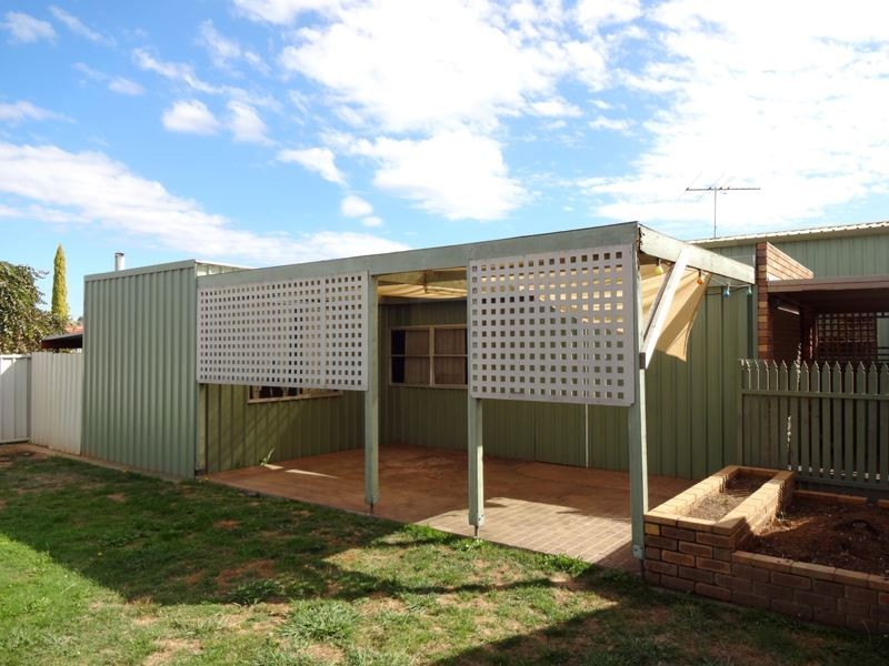 2 Thomas Wedge Drive, Wangaratta VIC 3677