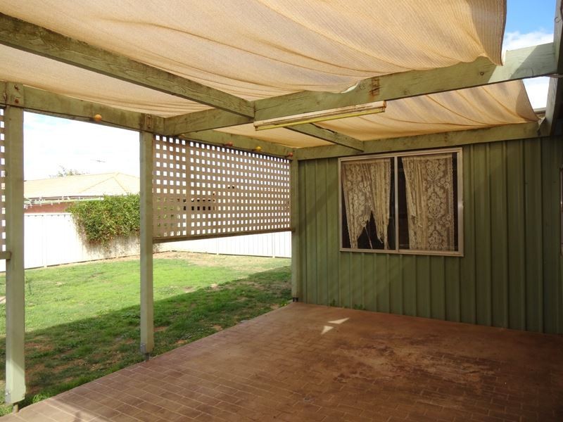 2 Thomas Wedge Drive, Wangaratta VIC 3677