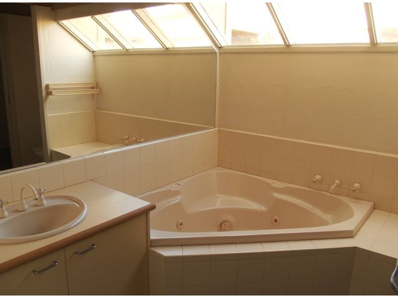 4 College Street, Wangaratta VIC 3677