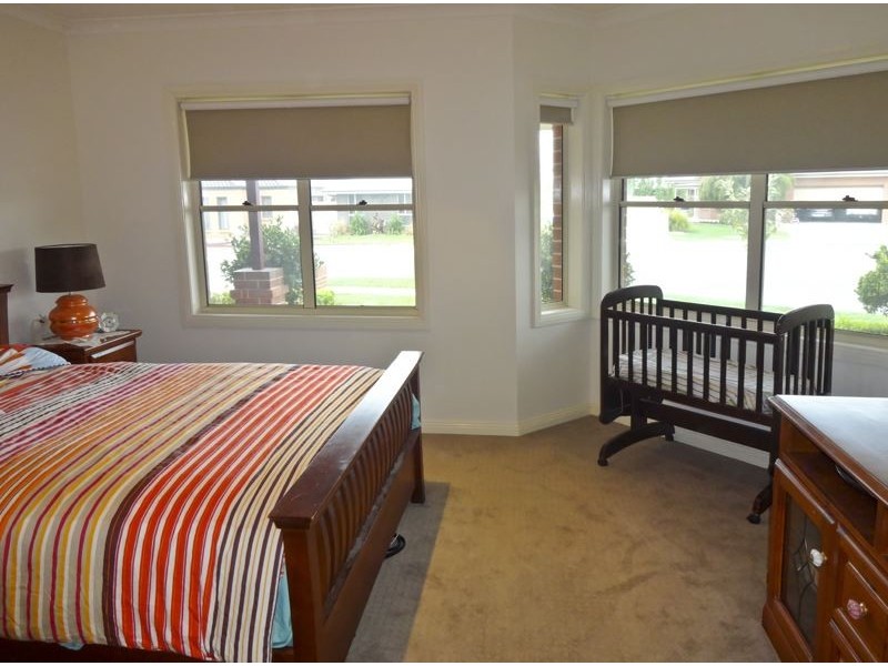 8 Hoysted Court, Wangaratta VIC 3677