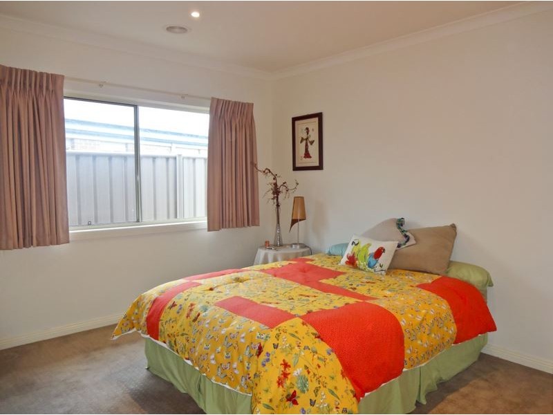 8 Hoysted Court, Wangaratta VIC 3677