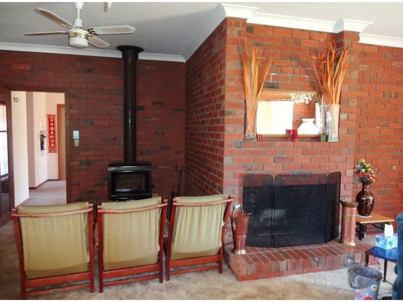 68 Huett Lane, Carboor VIC 3678