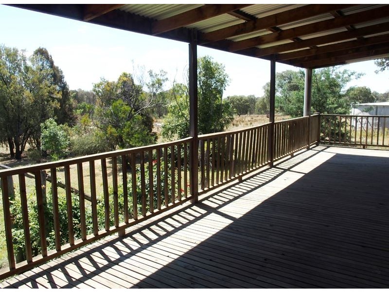 73 Braines Lane, Bobinawarrah VIC 3678