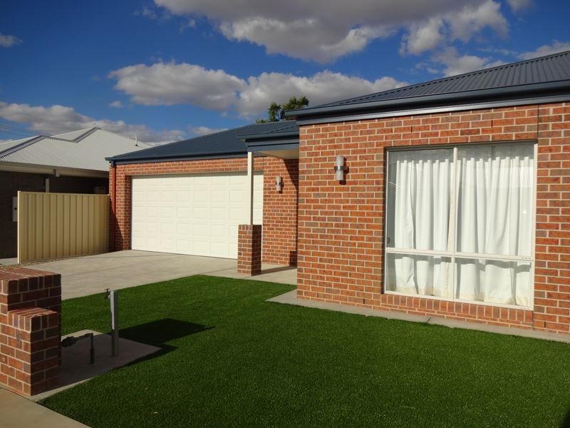 5 Dalwhinnie Drive, Wangaratta VIC 3677