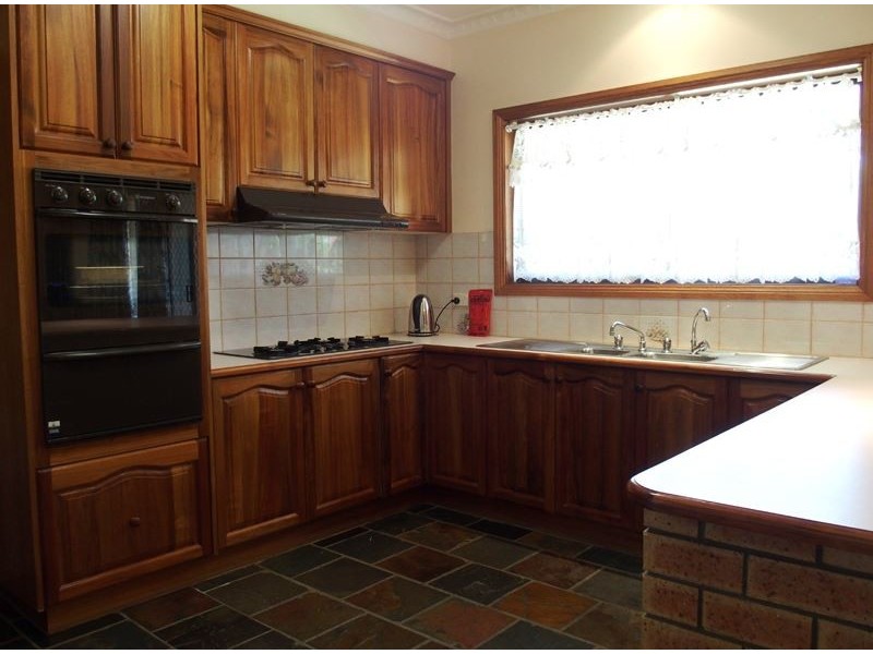 12 Violet Court, Wangaratta VIC 3677