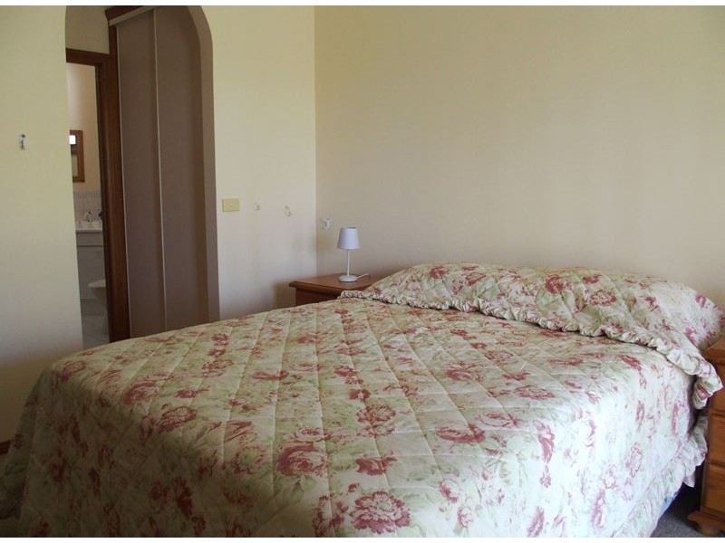 12 Violet Court, Wangaratta VIC 3677