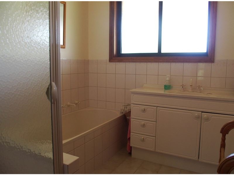 12 Violet Court, Wangaratta VIC 3677