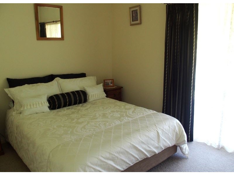 32 Talgai Drive, Waldara VIC 3678