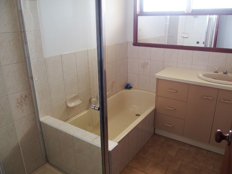 12 Grace Court, Wangaratta VIC 3677