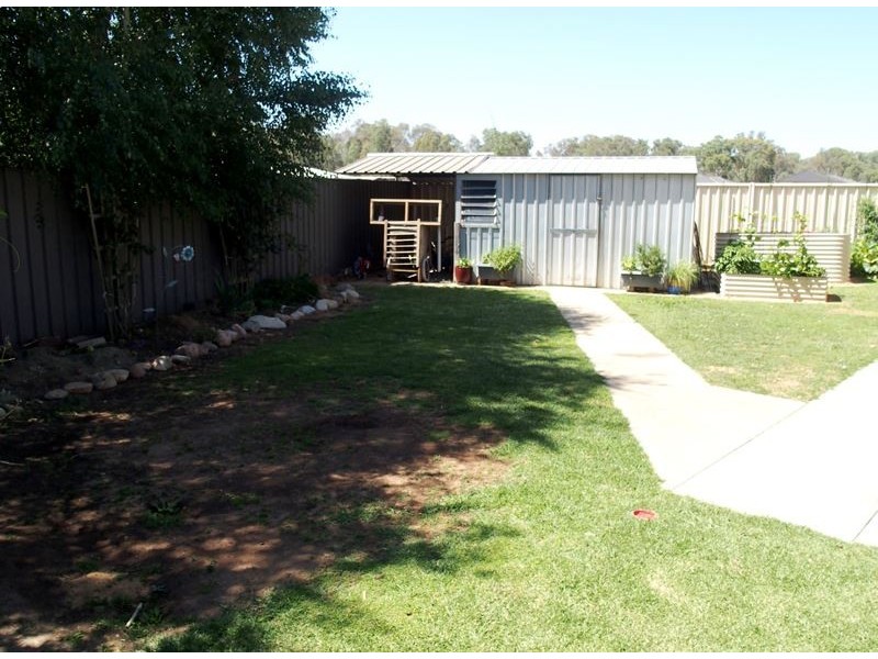 12 Grace Court, Wangaratta VIC 3677