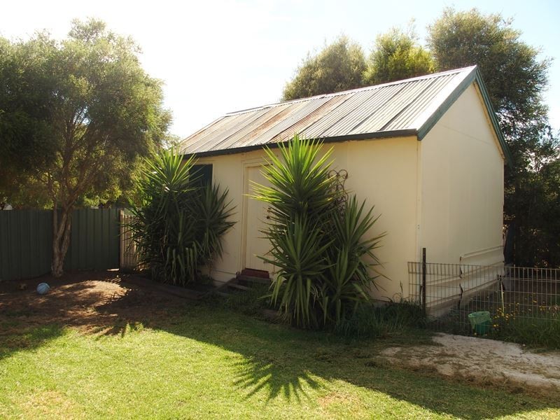 39 School Road, Springhurst VIC 3682