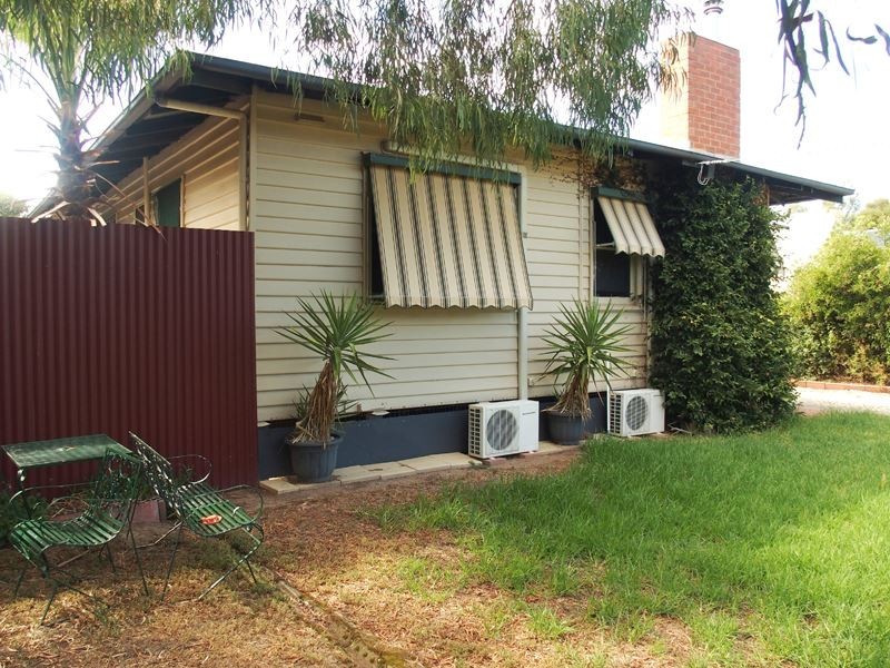 39 School Road, Springhurst VIC 3682