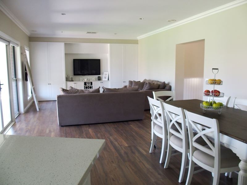 7 Louisiana Avenue, Wangaratta VIC 3677