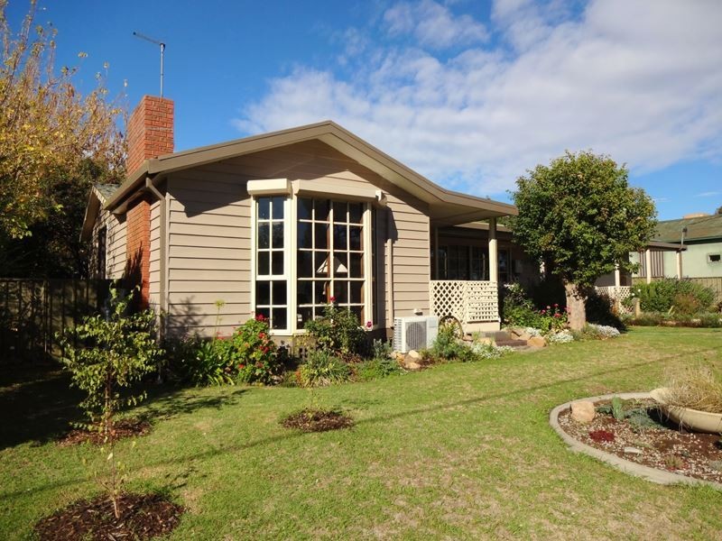 62 Hill Street, Glenrowan VIC 3675