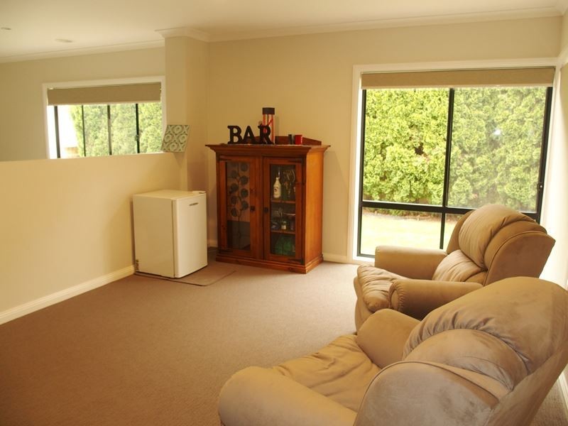 6 Logan Drive, Wangaratta VIC 3677