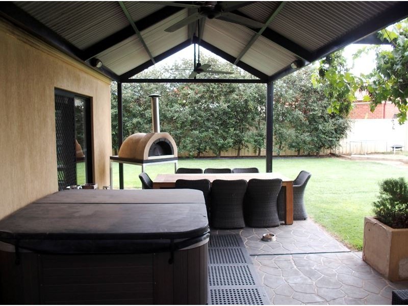 6 Logan Drive, Wangaratta VIC 3677