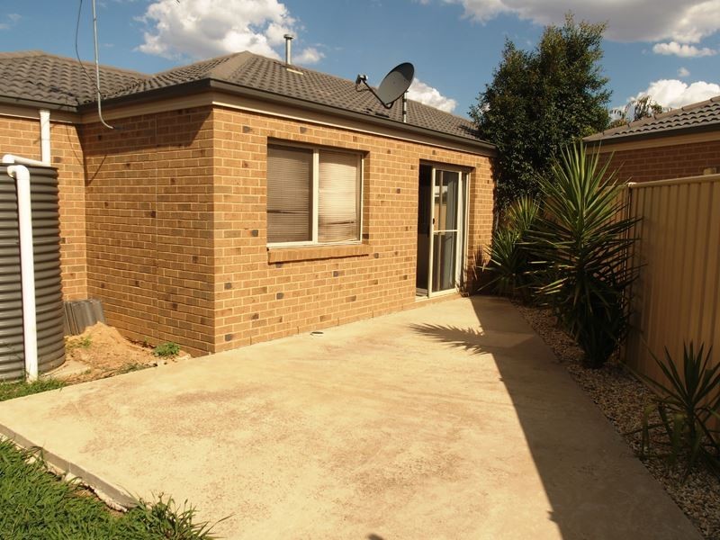 1/15 Puglisi Court, Wangaratta VIC 3677