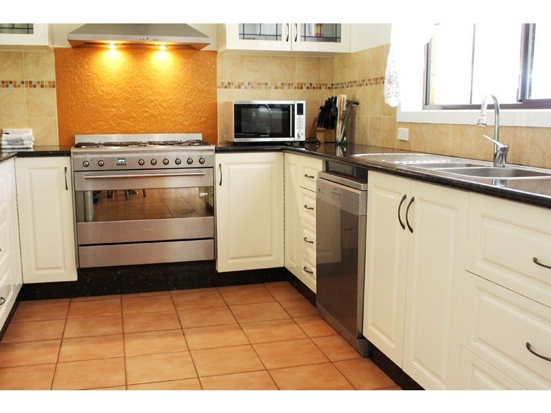 22 Lauriston Avenue, Milawa VIC 3678