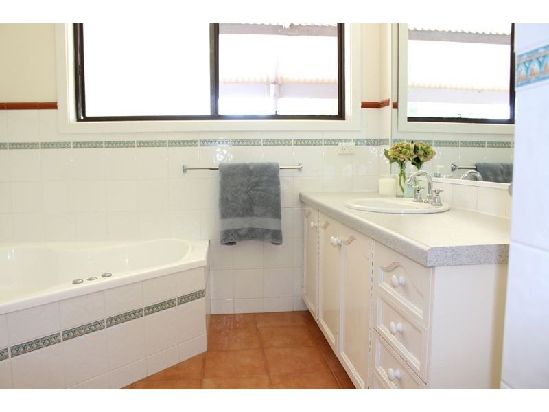 22 Lauriston Avenue, Milawa VIC 3678