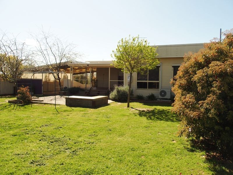 11 Orkney Street, Wangaratta VIC 3677