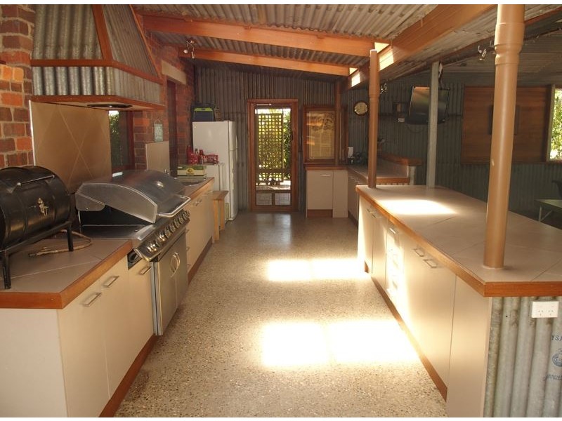 606 Warby Range Road, Wangaratta South VIC 3678