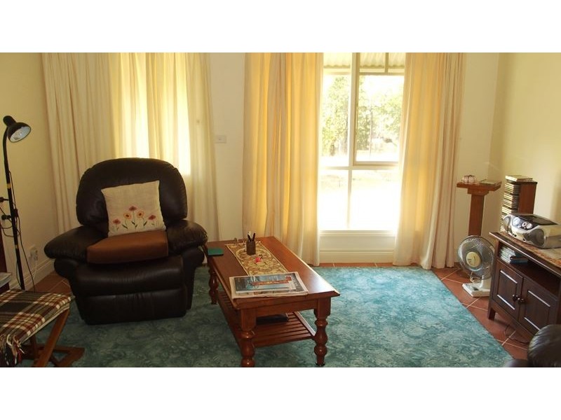 37 Chardonnay Drive, Milawa VIC 3678