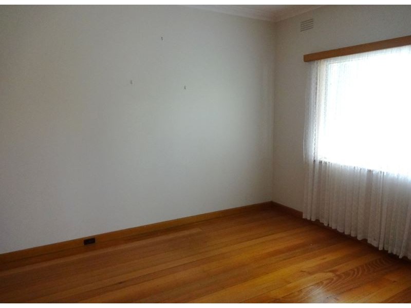 4 Esmond Street, Wangaratta VIC 3677