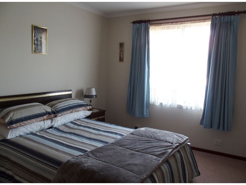 6 Waratah Drive, Wangaratta VIC 3677