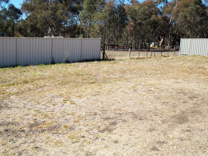 70 Gladstone Street, Glenrowan VIC 3675